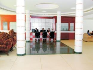 Hotel Kpm Tripenta Palakkad Exterior foto